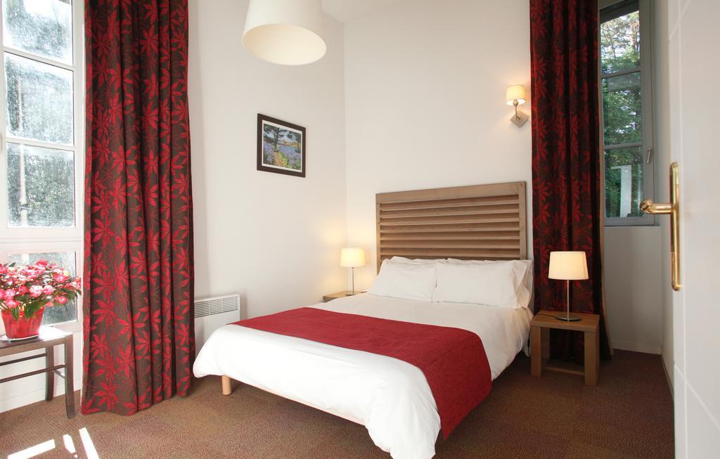 Residence Prestige Odalys Le Chateau De Keraveon 엔느봉 외부 사진