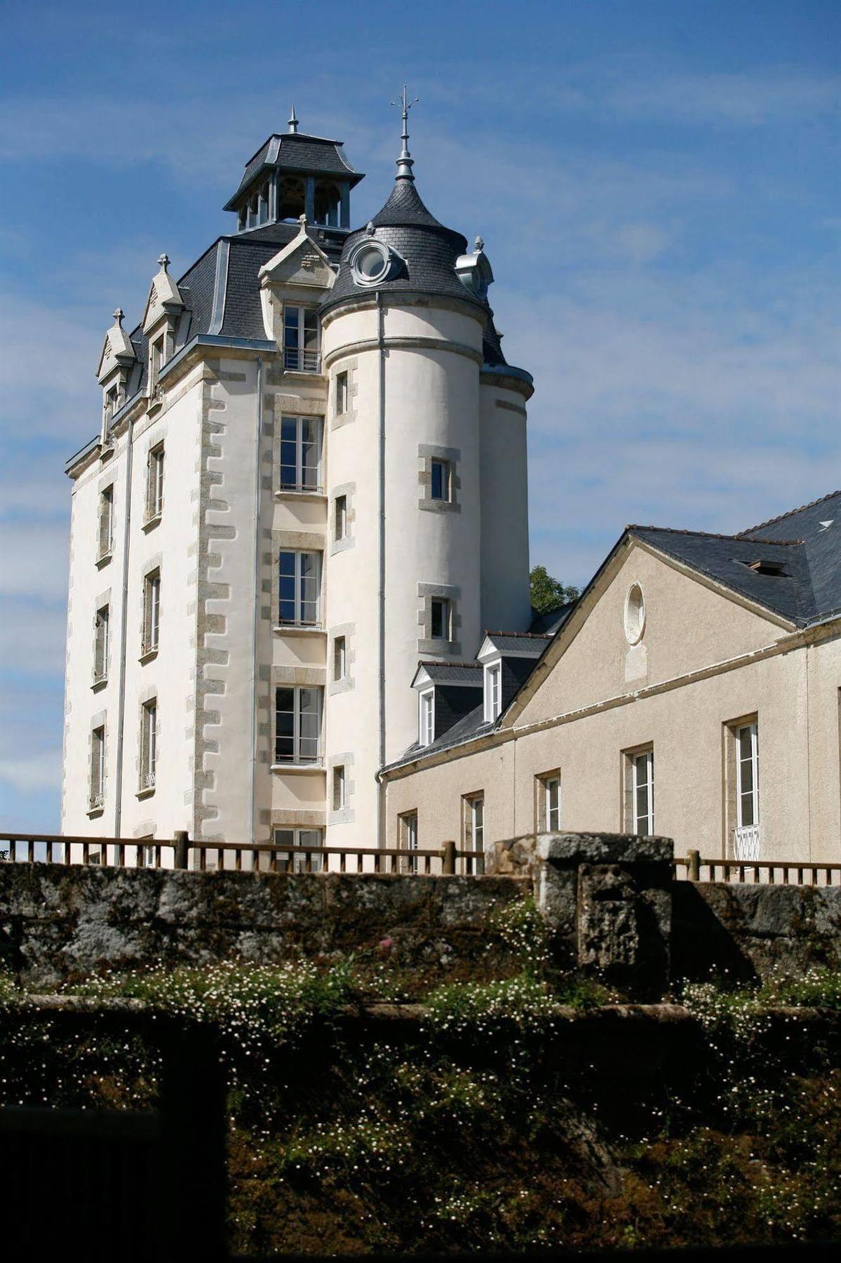 Residence Prestige Odalys Le Chateau De Keraveon 엔느봉 외부 사진